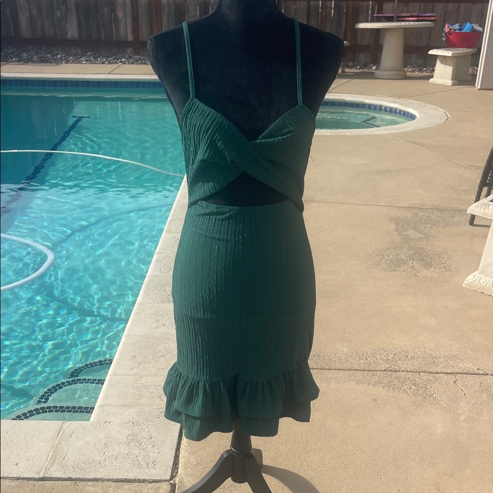 SHEIN Elegant Green Sleeveless Dress